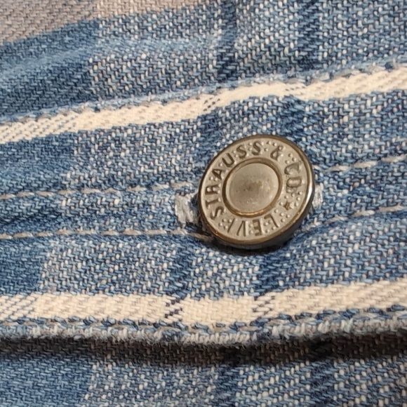 Vintage 90s Levi’s Plaid Button Up Size Large In Blue & White Metal Buttons - Picture 6 of 11